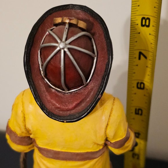 Fireman Statue Figurine #182246 About Face Designs - Picture 6 of 7